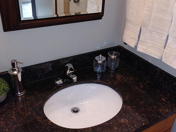 5th image of 2161 Whitman Way #13