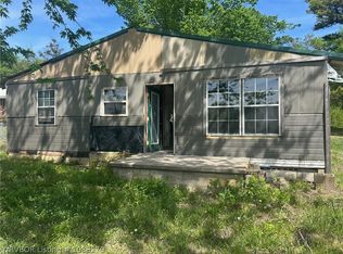 900 S Church St, Poteau, OK 74953
