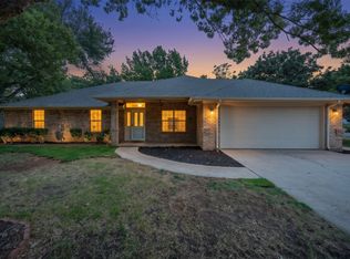3906 Cimmaron Trl, Granbury, TX 76049