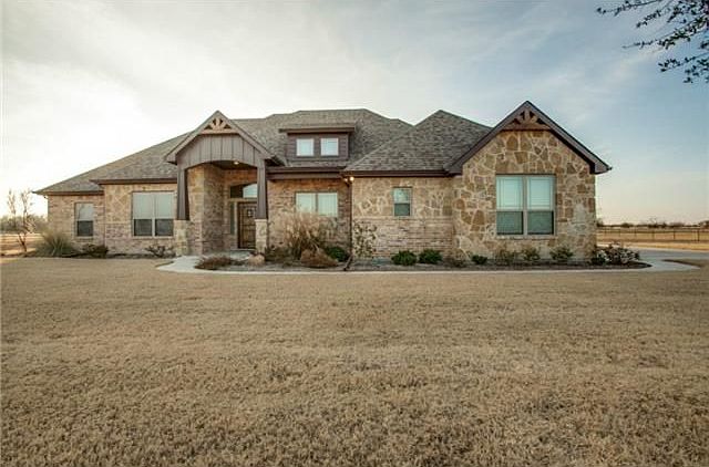 1st image of 2559 Laurel Oaks
