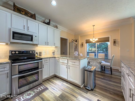 4th image of 4135 Oakstone Ln