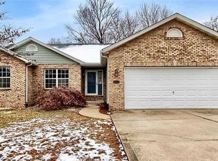 1571 Maplewood Ct, Edwardsville, IL 62025