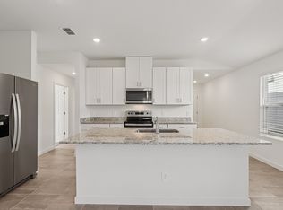 7476 Queensgate Cir, Jacksonville, FL 33219