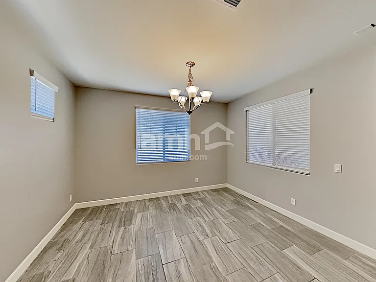 18240 W Thunderhill Pl — Photo 6
