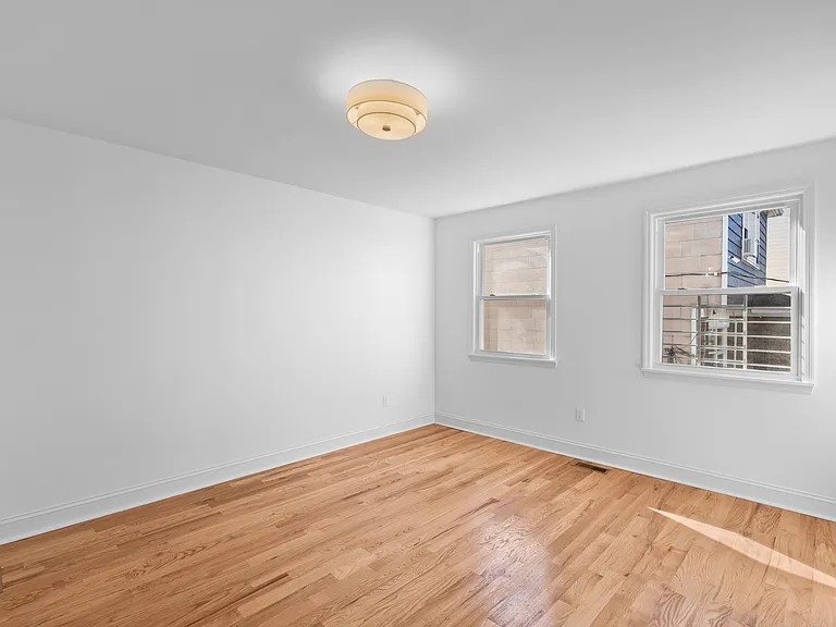 5 Poplar St #3 — Photo 22