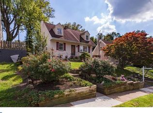 1320 Bullens Ln, Woodlyn, PA 19094