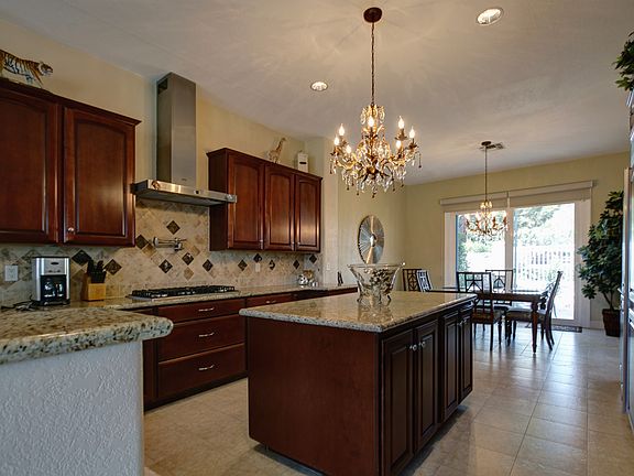 4th image of 8089 Pinnacle Peak Ave