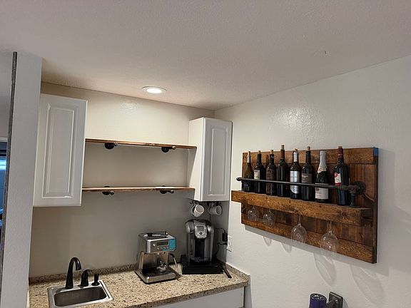 5th image of 2672 Kingston Ct