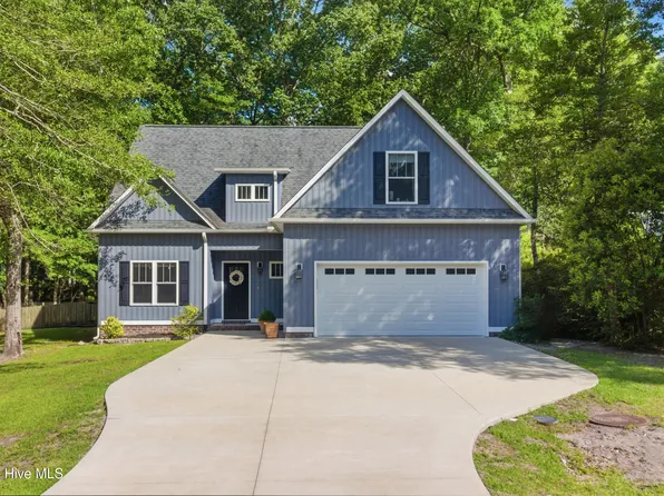 3814 Canterbury Road, Trent Woods, NC 28562