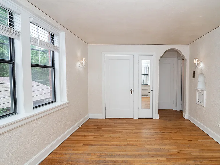 Marianne Apartments — Photo 36