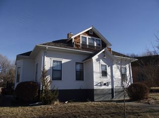 218 W Broadway Ave, Pierre, SD 57501