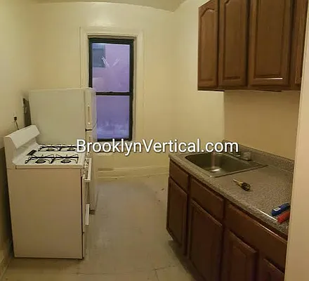 Rented by Brooklyn Vertical Inc. | media 9
