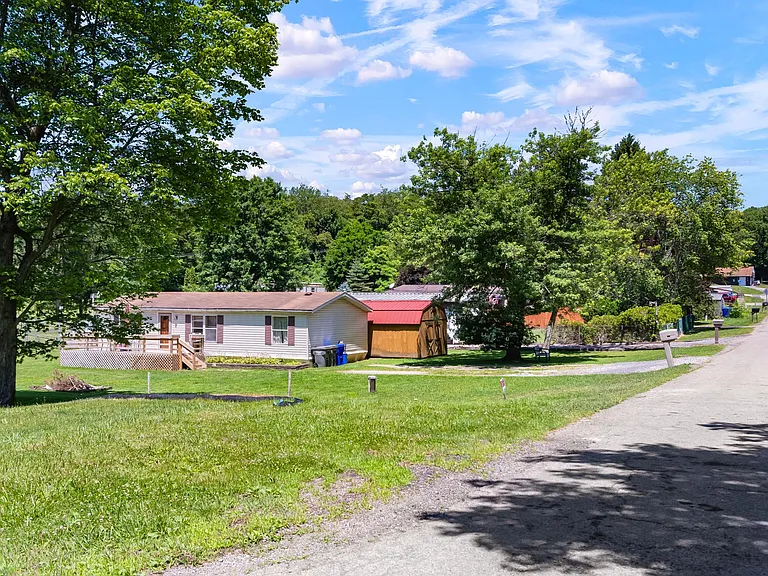 Mandell Trails — Photo 77
