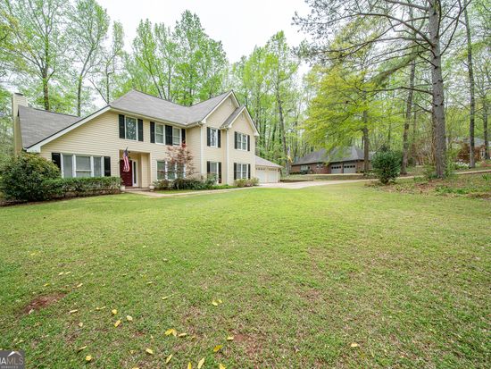 122 Taylor Len Dr, Lagrange, GA 30240
