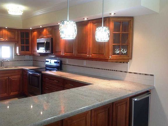 3rd image of 800 S Hollybrook Dr APT 303