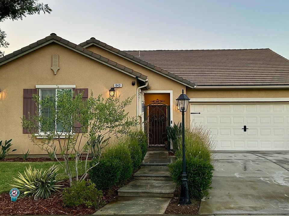 1st image of 843 Bellis Ave
