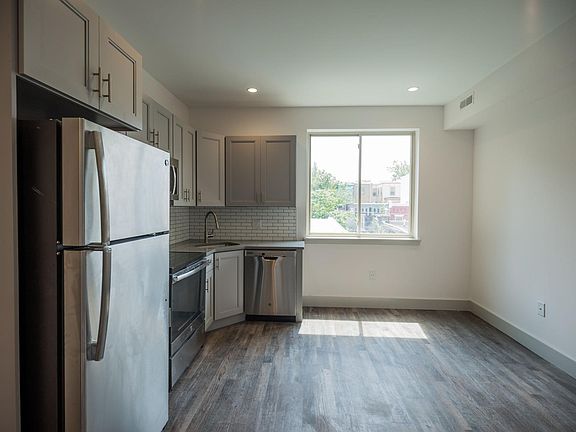 2nd image of 3718 Haverford Ave