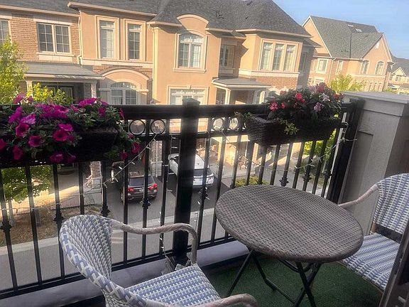 5th image of 2441 Greenwich Dr #125