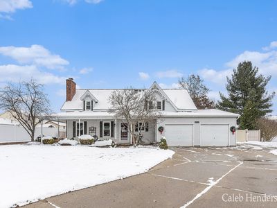 8768 Cavalier Ct, Jenison, MI, 49428