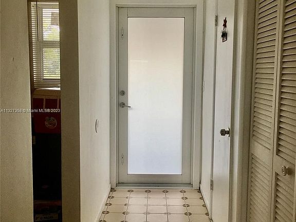 3rd image of 19255 NE 2nd Ave APT 2221