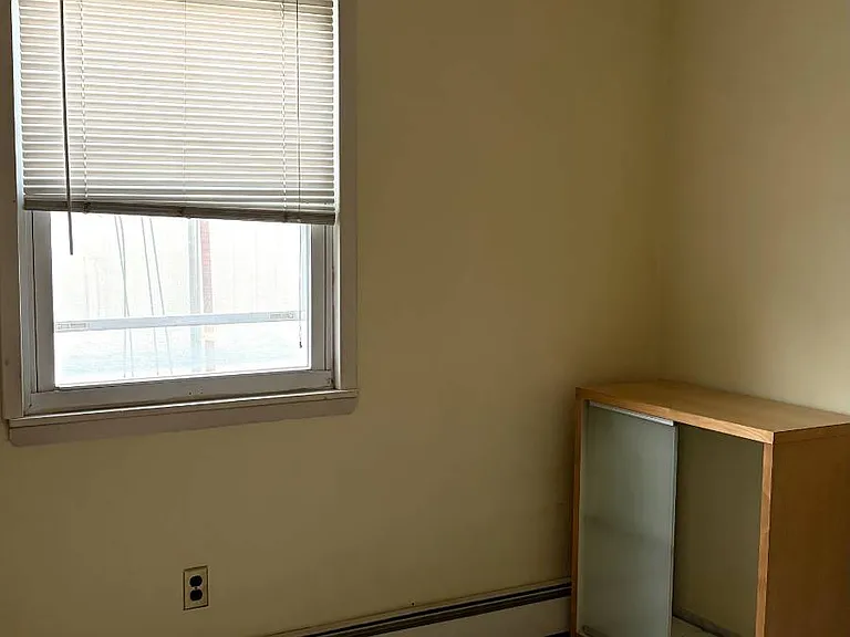 52B Evergreen St — Photo 9