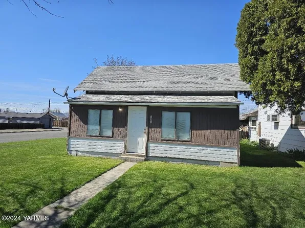 101 N Date St, Toppenish, WA 98948