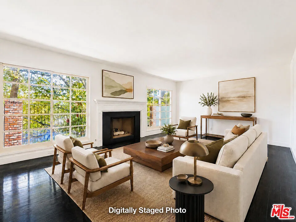 4 bed, 3.0 bath, 2564 sqft, $8,000 — Photo 4