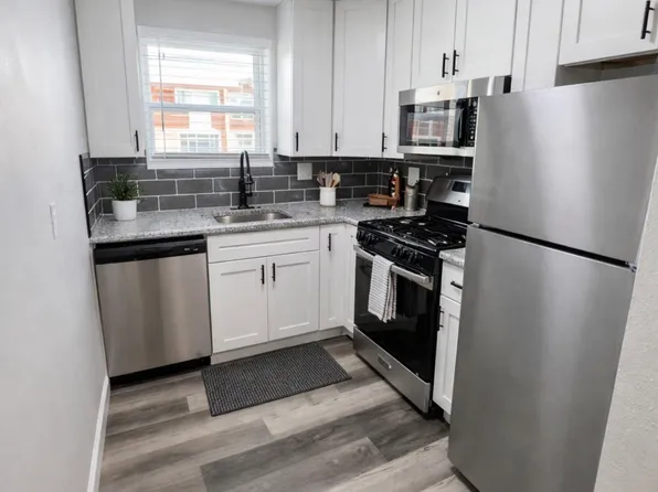 7853 Big Bend Blvd APT 6, Saint Louis, MO 63119