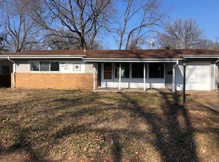 875 Derhake Rd, Florissant, MO 63033