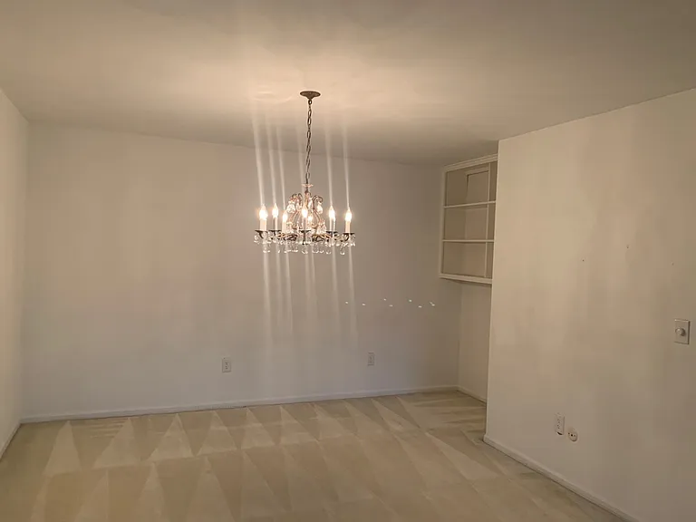 42160 Woodward Ave #8 — Photo 21
