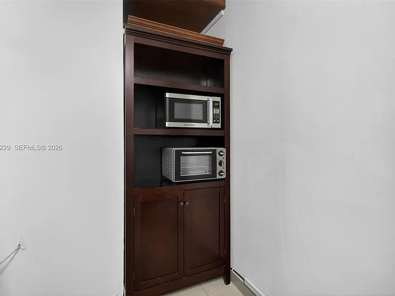 17001 NW 53rd Ct — Photo 14