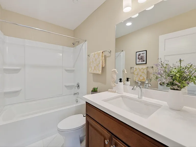 1860 Midnight Cir — Photo 14