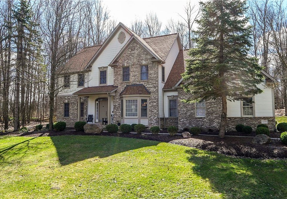 1st image of 11779 Derbyshire Ln