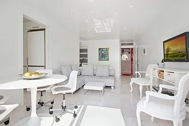 Sold by Arden Group International