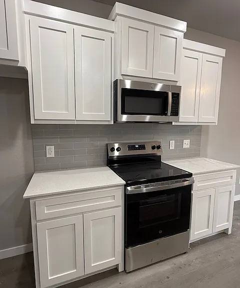 600 Gladys St #5 — Photo 2