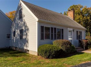 102 Wetherell St APT 6, Manchester, CT 06040