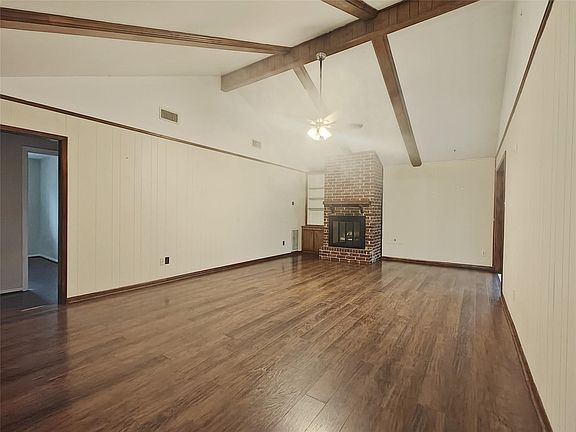 2nd image of 15606 Pinedell Dr