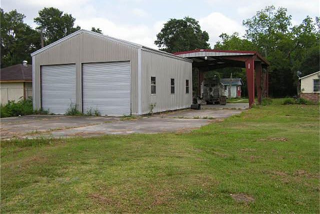 20349 Hwy 35, apprx
3.0520 acres with frontage on Hwy 35