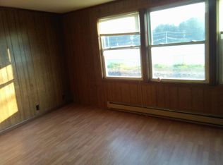 906 State Line Rd #B, Elizabethton, TN 37643