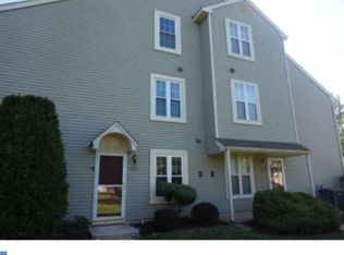 3903A Fenwick Ln, Mount Laurel, NJ 08054