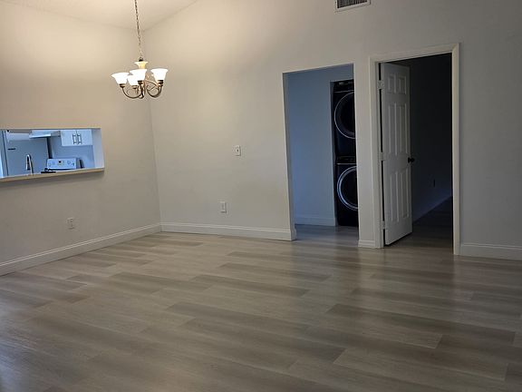 4th image of 900 Constitution Dr APT L