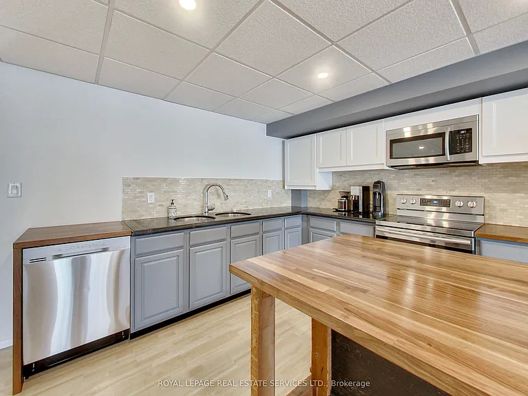 300 New Toronto St #7 — Photo 13