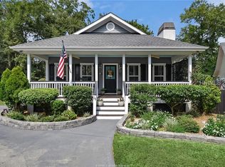 28 Carolina Village Cir, Beaufort, SC 29906