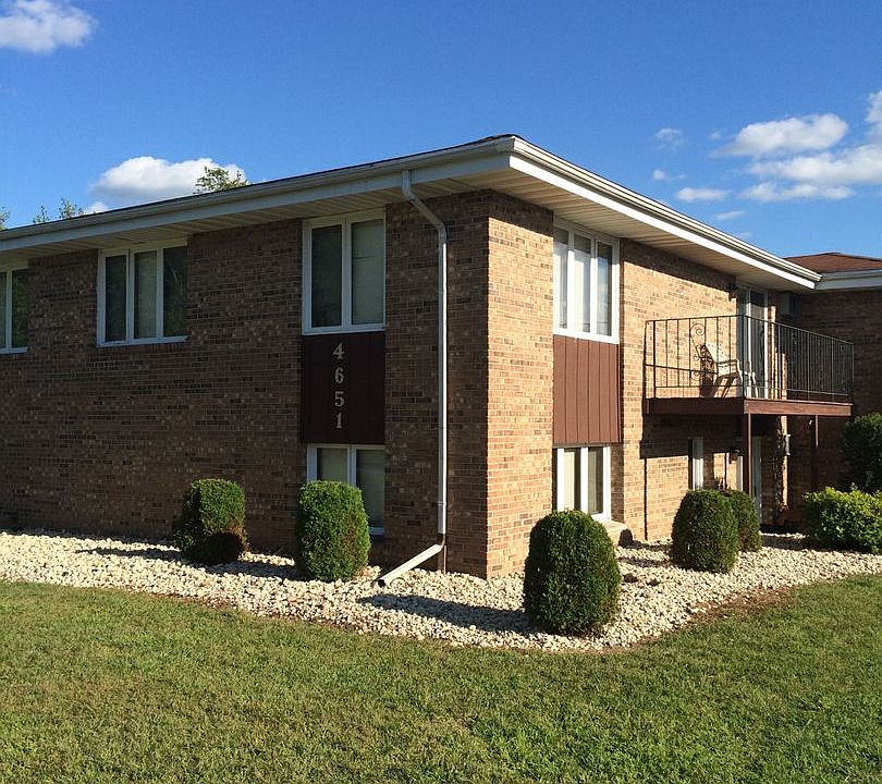 1st image of 4651 Governors Dr #2