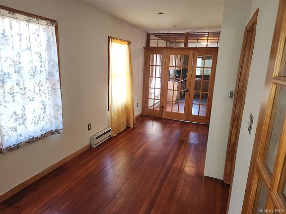 5th image of 839 Fullerton Avenue