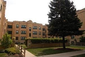 1st image of 4037 N Mozart St #2
