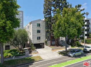 311 Montana Ave APT 302, Santa Monica, CA 90403