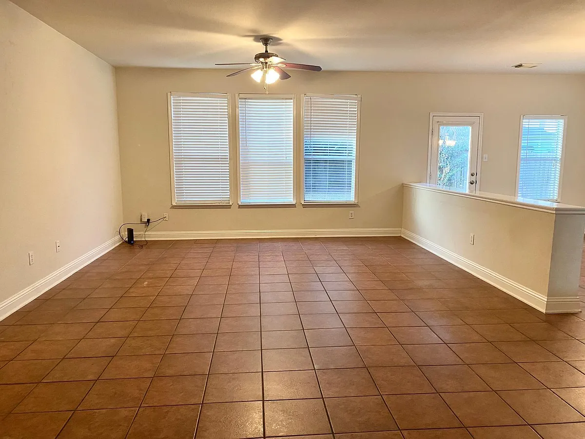 Building Photo - 518 Remington Chase Ct