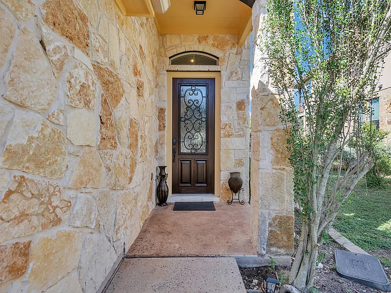 520 S Meadowlark St #B — Photo 46