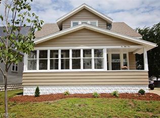 259 W 19th St, Holland, MI 49423